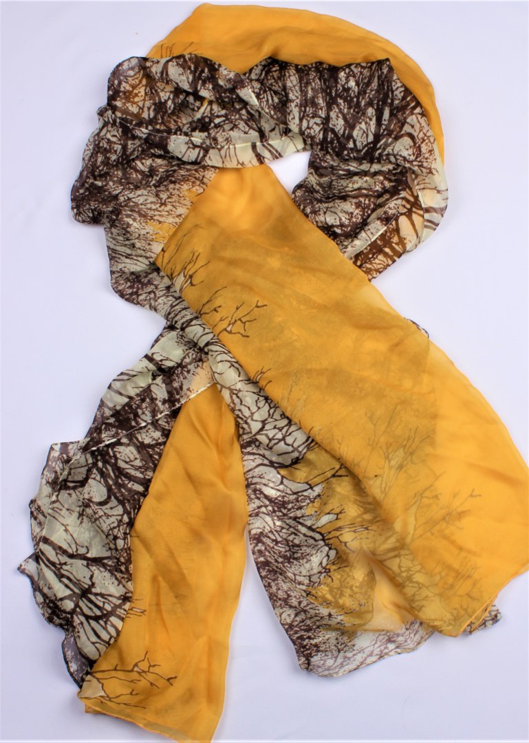 Alice&Lily pure silk scarf exquisitely crafted (165x100cm) scarf in shimmering gold Style : SC/4707 image 0